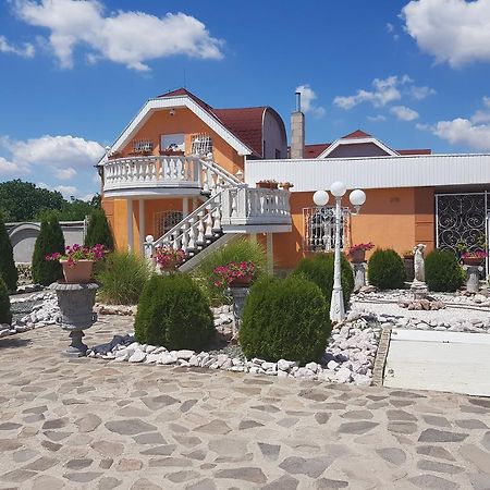 Villa Apartment Ruban Екстериор снимка
